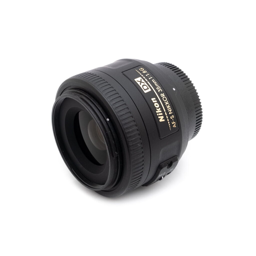 nikon_35-2 Nikon AF-S Nikkor 35mm f/1.8 G DX - Käytetty