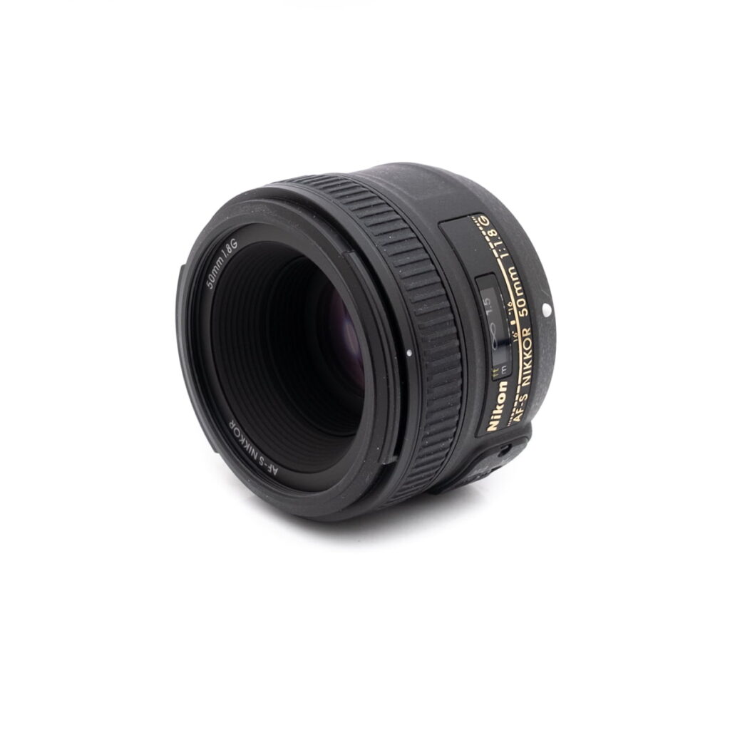 nikon_50-3 Nikon AF-S Nikkor 50mm f/1.8 G - Käytetty