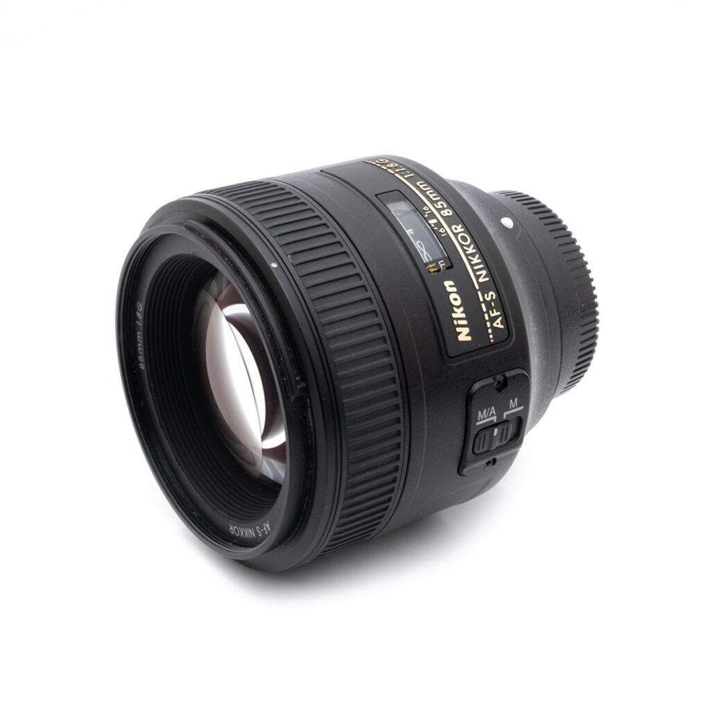 nikon_85-2 Nikon AF-S Nikkor 85mm f/1.8 G - Käytetty