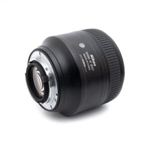 nikon_85-3 Nikon AF-S Nikkor 85mm f/1.8 G - Käytetty