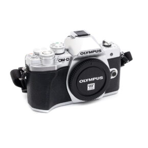 olympus_em10iii Olympus OM-D E-M10 Mark III (SC 3700) - Käytetty