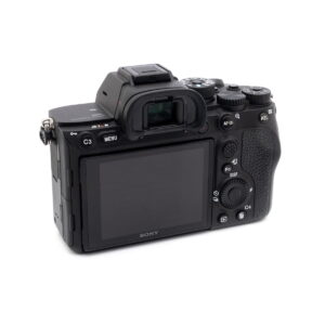 sony_a7riv-2 Sony A7R IV (SC 1900, Takuu 6kk) – Käytetty