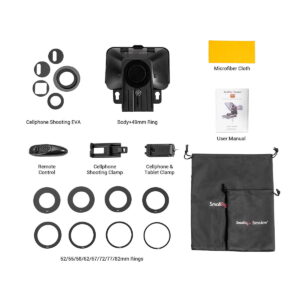 SmallRig_3374_Portable_Tablet_Smartphone_DSLR_Teleprompteri_002 SmallRig 3374 Portable Tablet/Smartphone/DSLR Teleprompter -sarjan litteä ulkoasu, jossa on musta pussi, linssirenkaat, kiinnittimet, kaukosäädin, mikrokuituliina, käyttöohjeet ja sovittimet siististi järjestettyinä valkoiselle taustalle.