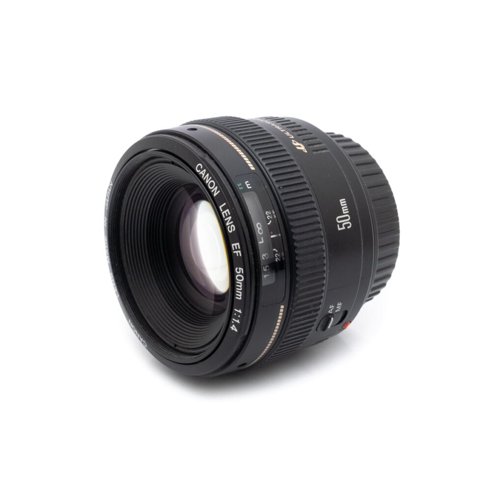 Canon EF 50mm f/1.4 USM - Käytetty