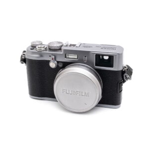 fuji_x100 Fujifilm X100 Hopea (sis.ALV24%) - Käytetty