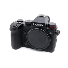 lumix_s5 Panasonic Lumix DC-S5 - Used