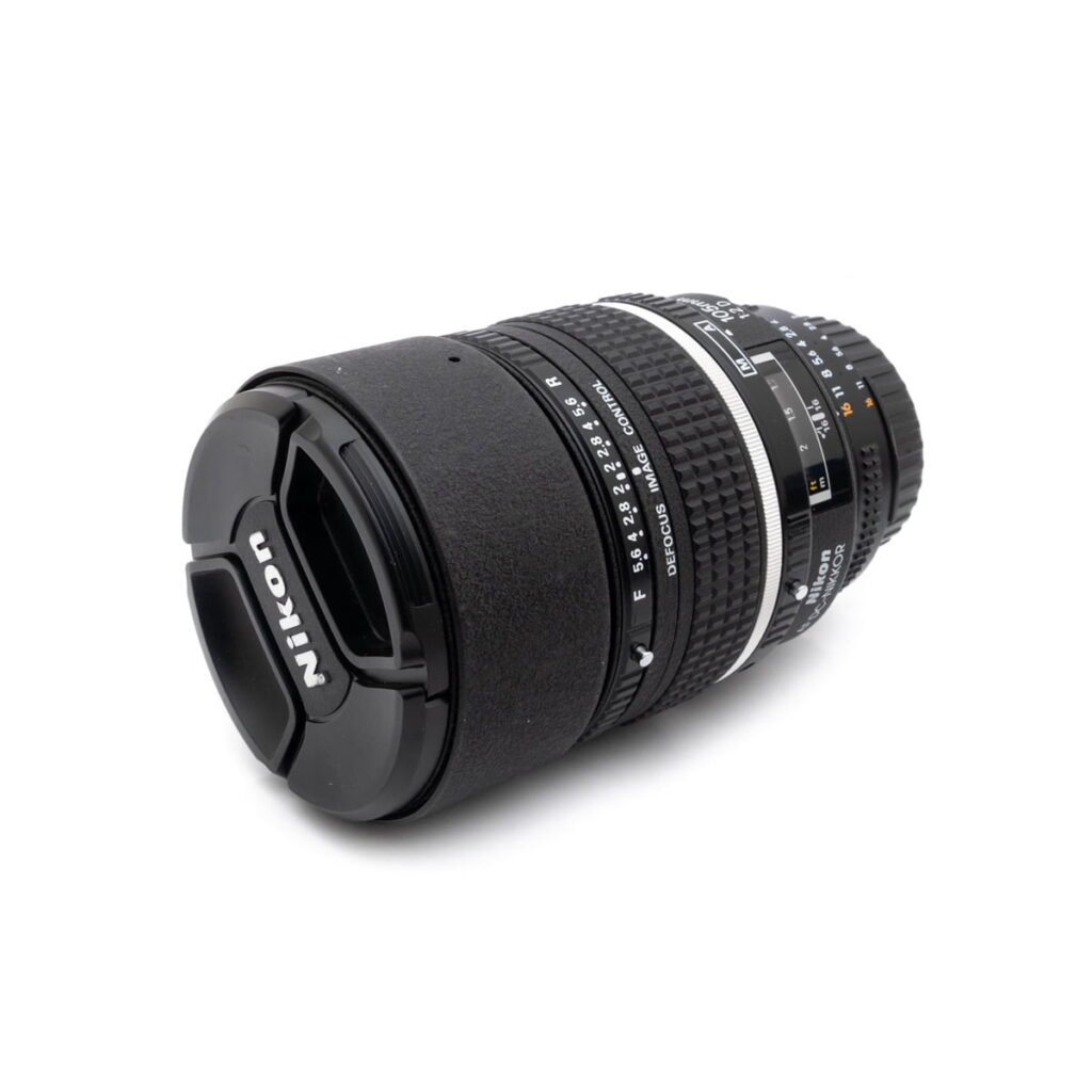nikon_105 Nikon AF DC-Nikkor 105mm f/2 D (sis.ALV24%) - Käytetty