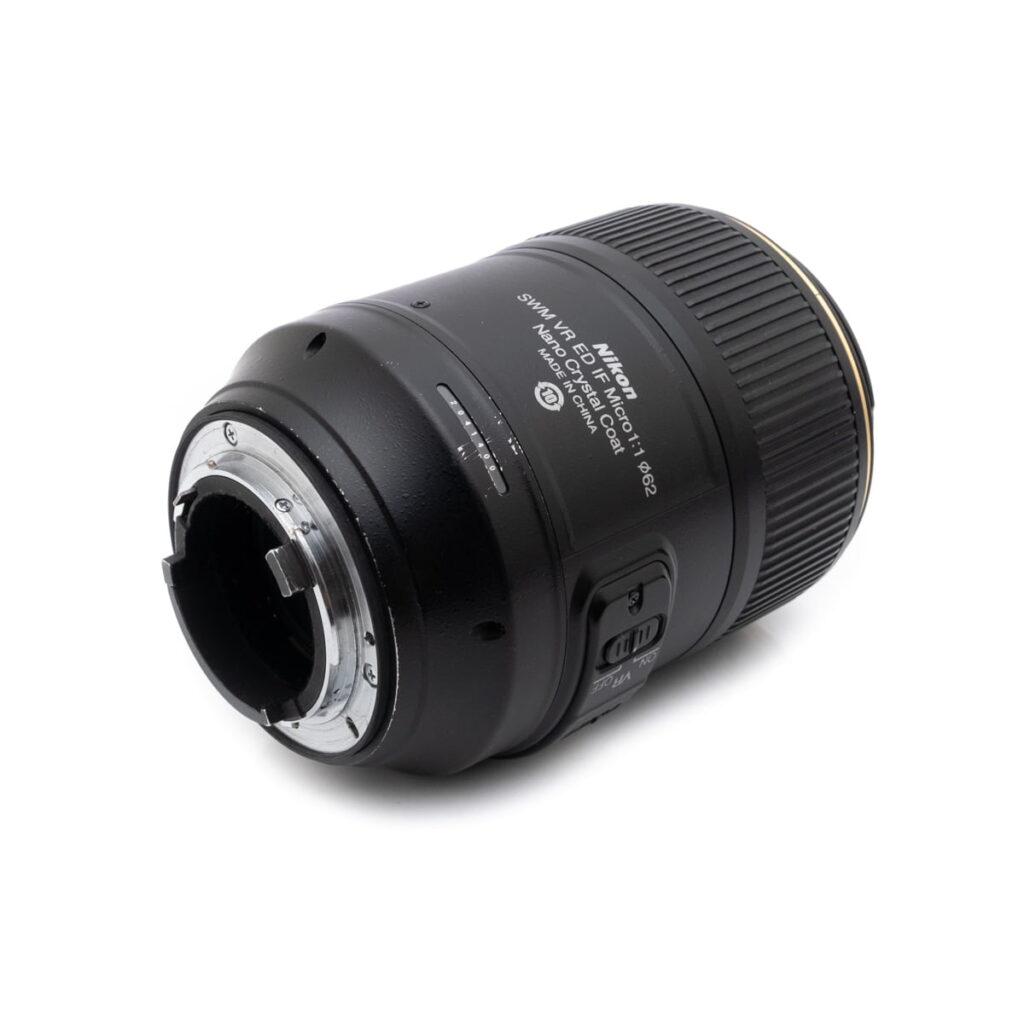 Nikon AF-S Micro-Nikkor 105mm f/2.8G VR ED (sis.ALV24%) - Käytetty