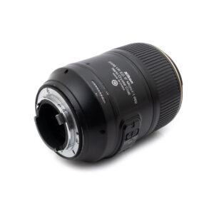 Nikon AF-S Micro-Nikkor 105mm f/2.8G VR ED (sis.ALV24%) - Käytetty