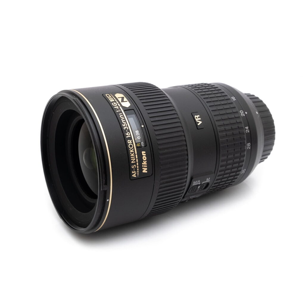 nikon_16-35-2 Nikon AF-S Nikkor 16-35mm f/4 G VR (sis.ALV24%) - Käytetty