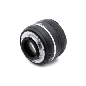 nikon_50-3 Nikon AF-S Nikkor 50mm f/1.8 G (sis.ALV24%) - Käytetty
