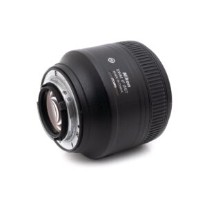 nikon_85-3 Nikon AF-S Nikkor 85mm f/1.8 G - Käytetty