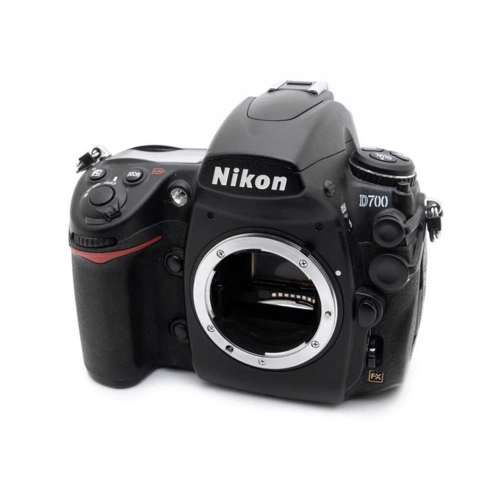 nikon_d700-2 Nikon D700 (SC 96100, sis.ALV24%) - Käytetty