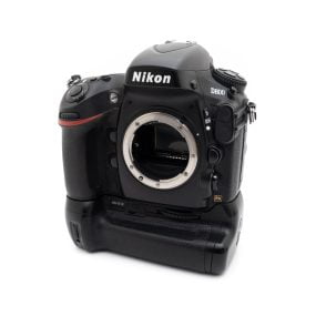 Nikon D800 + akkukahva (SC 105700, sis.ALV24%) – Käytetty Käytetyt kamerat 2