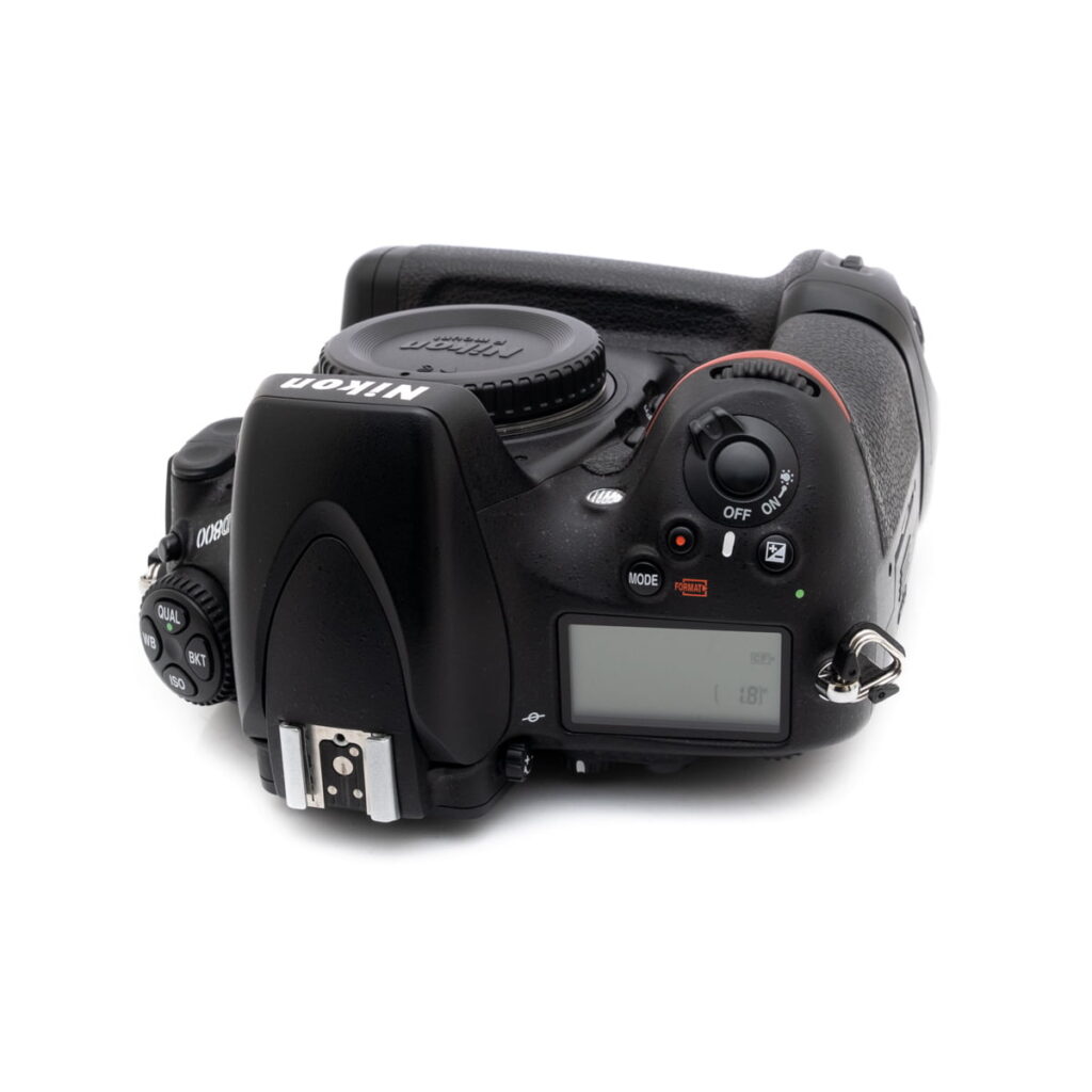 nikon_d800-5 Nikon D800 + akkukahva (SC 105700, sis.ALV24%) - Käytetty