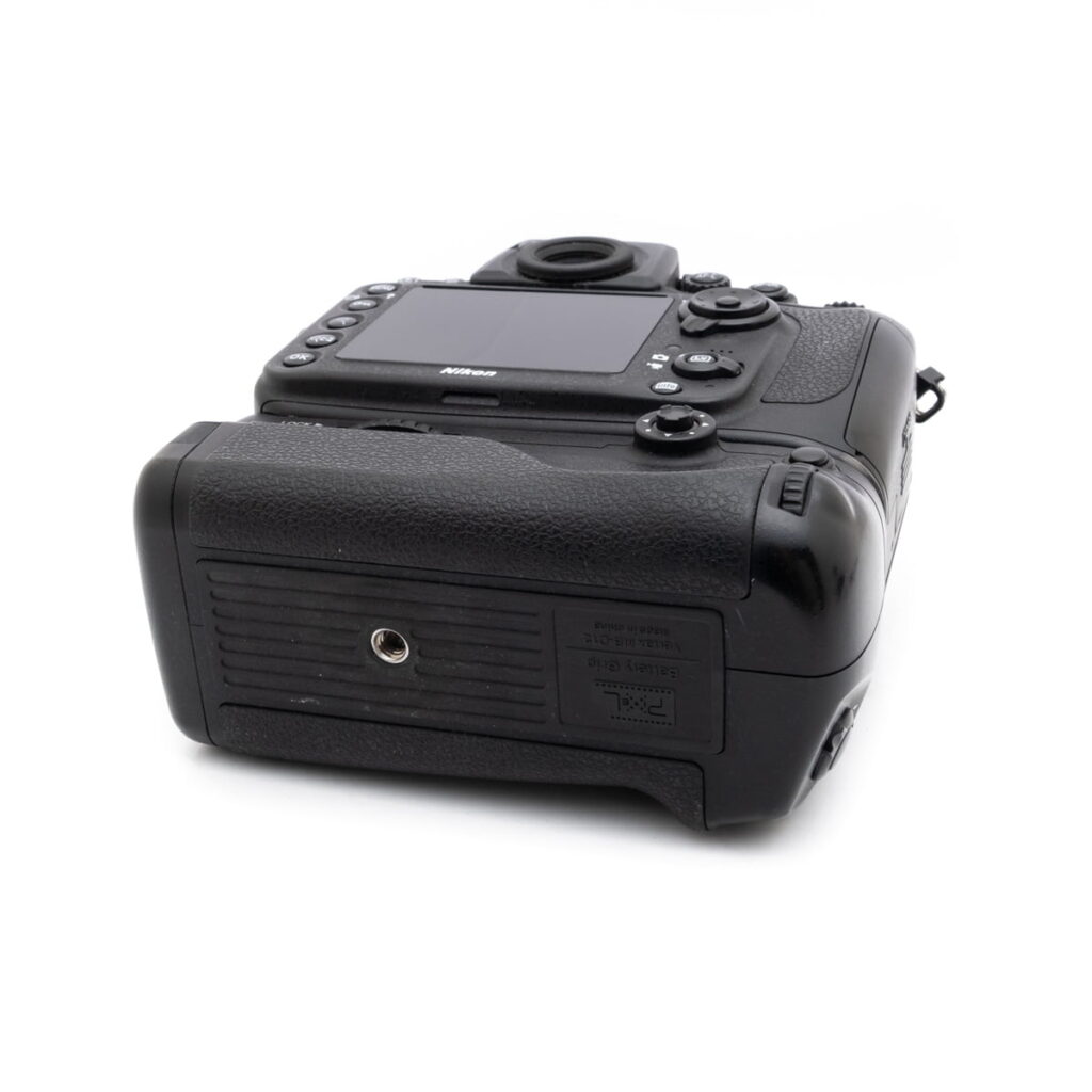 nikon_d800-6 Nikon D800 + akkukahva (SC 105700, sis.ALV24%) - Käytetty