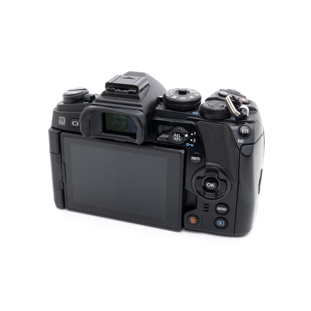 olympus_em1-3 Olympus OM-D E-M1 Mark II (SC 1400) - Käytetty