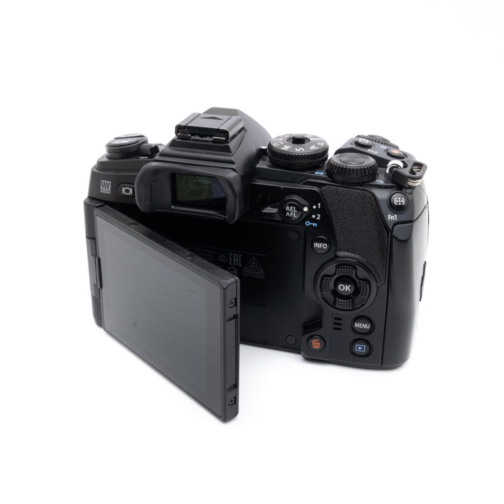 olympus_em1-4 Olympus OM-D E-M1 Mark II (SC 1400) - Käytetty