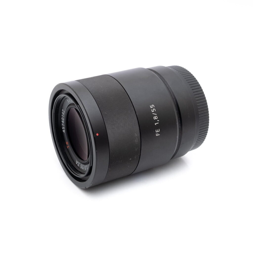 sony_55-2 Sony FE Sonnar T* 55mm f/1.8 ZA - Käytetty