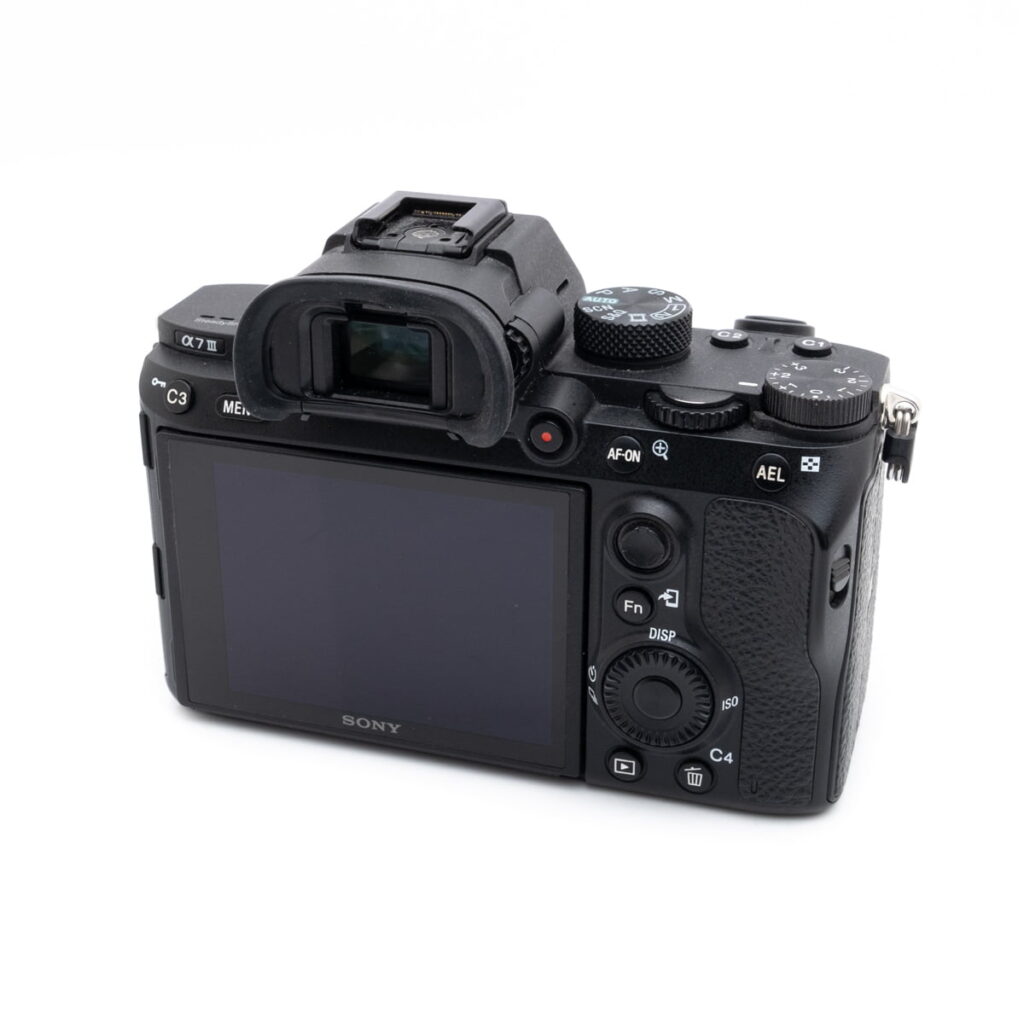 sony_a7iii-3 Sony A7 III (SC 1500, sis.ALV24%) – Käytetty