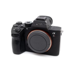 Sony A7R III (SC 60700) – Käytetty Käytetyt kamerat