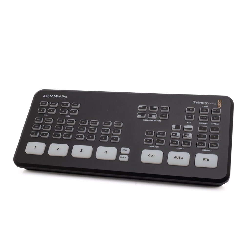 Atem mini pro RodeCaster Pro (Kunto K5, Takuu 6kk) - Käytetty äänimikseri, jossa on useita merkittyjä ohjauspainikkeita, kuvassa valkoisella pohjalla.