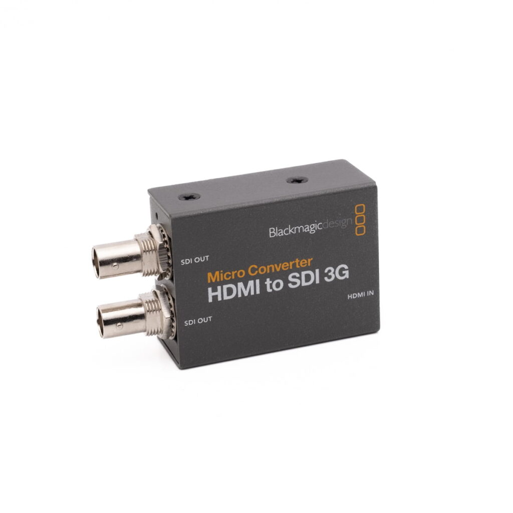 BM-HDMI-SDI converter-1 Käytetty RodeCaster Pro (Kunto K5, Takuu 6kk) näkyy valkoisella pohjalla.