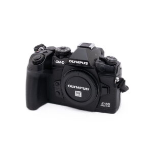 Olympus OM-D E-M1 III-1 Olympus OM-D E-M1 Mark III (Kunto K5, SC 1480) - Käytetty