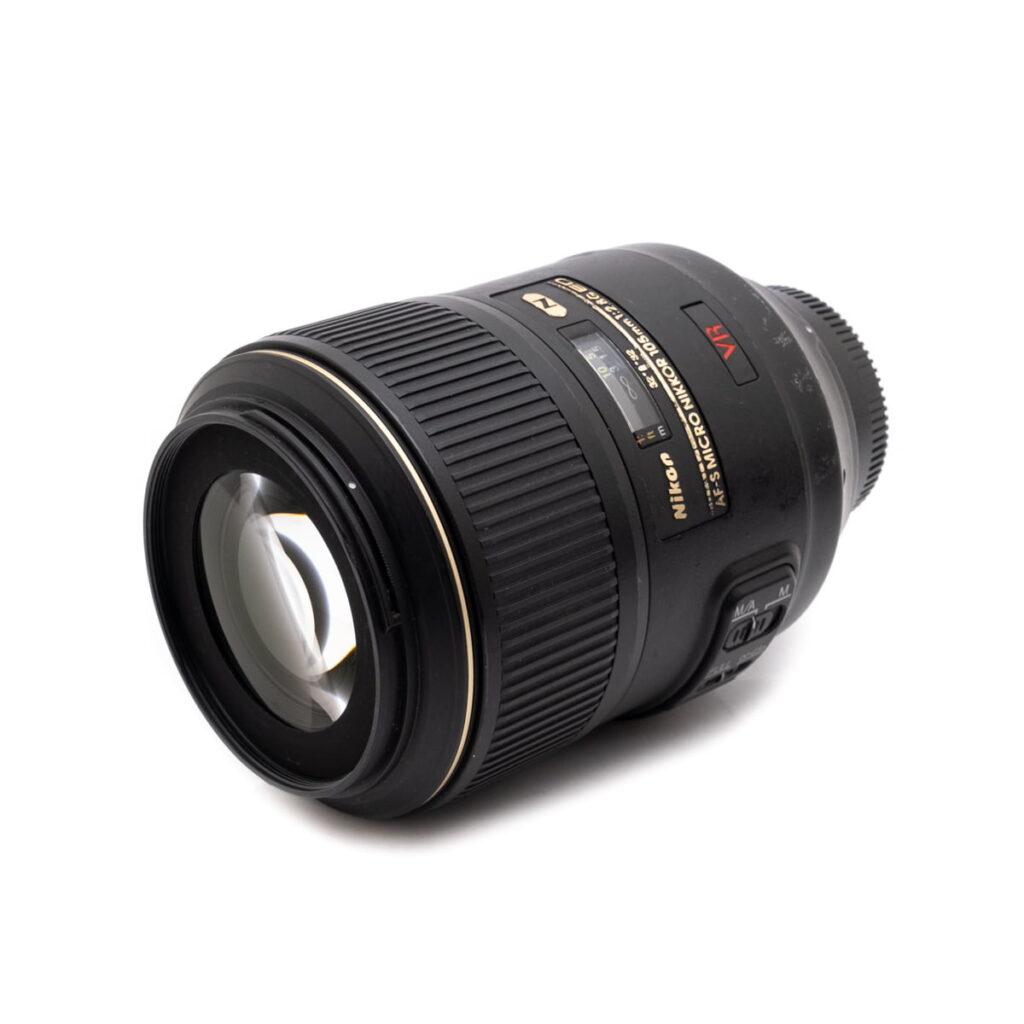 nikon_105-2 Nikon AF-S Micro-Nikkor 105mm f/2.8G VR ED - Käytetty