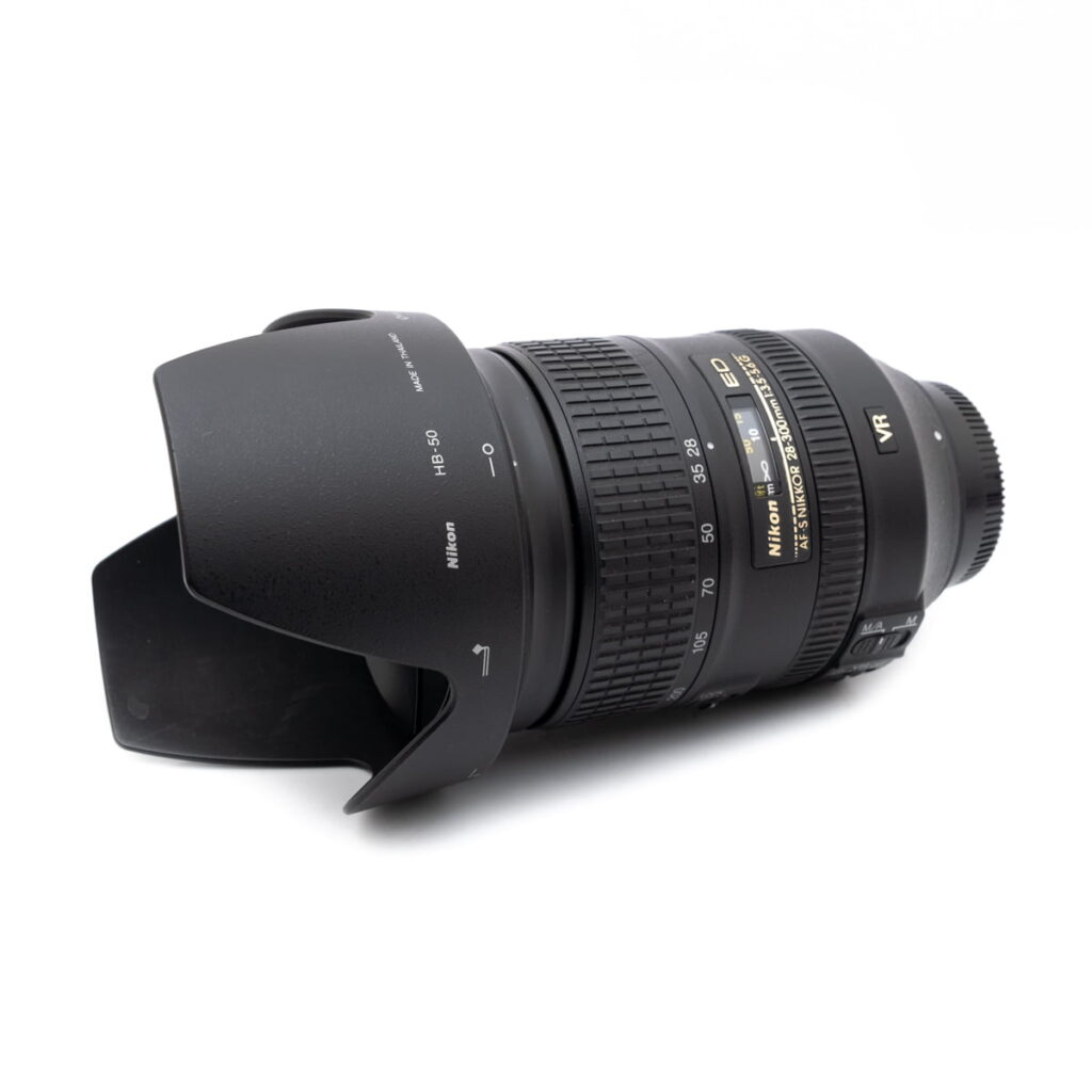 nikon_28-300 Nikon AF-S Nikkor 28-300mm f/3.5-5.6 G ED VR - Käytetty