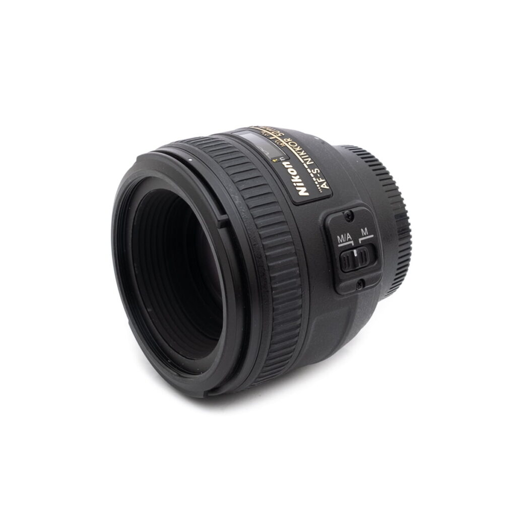 nikon_50-2 Nikon AF-S Nikkor 50mm f/1.4 G - Käytetty