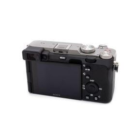 Sony A7C (SC 1000, Kunto K5, Takuu 12kk) – Käytetty Käytetyt kamerat 2