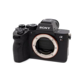 Sony A7R IV (SC 14500, Kunto K4.5) – Käytetty Käytetyt kamerat 2