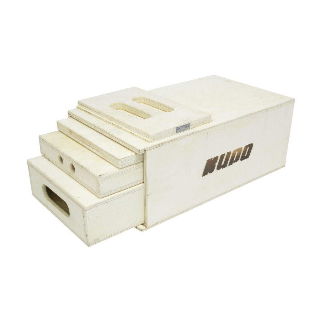 Kupo-4-1-nesting-apple-box-set The Kupo KAB-41K 4-1 Nesting Apple Box Set contains four wooden boxes of different sizes, each with a handle cut-out and the largest box with the Kupo brand name on the side.