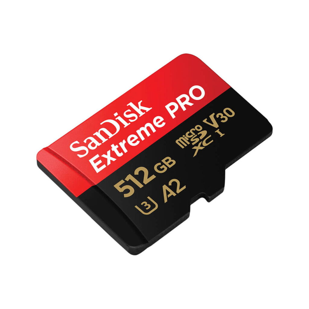 Sandisk-Extreme-Pro-MicroSD-512GB-200MBs-3 Sandisk MicroSDXC 512GB Extreme Pro 200MB/s -muistikortti, jossa on merkinnät A2, V30, U3 ja microSDXC kultaisella tekstillä mustalla ja punaisella pohjalla.