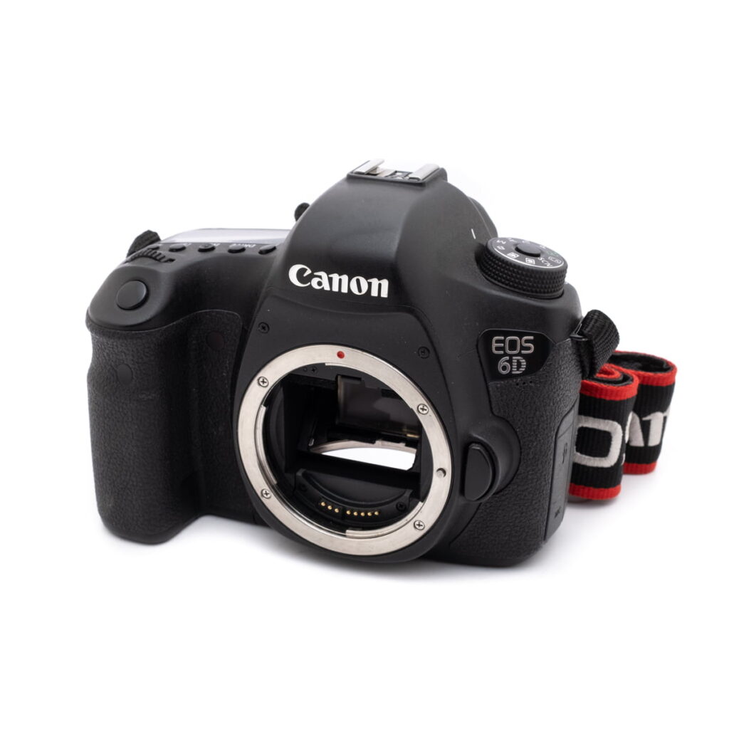 canon_6d-2 Canon 6D (SC 27000) - Käytetty