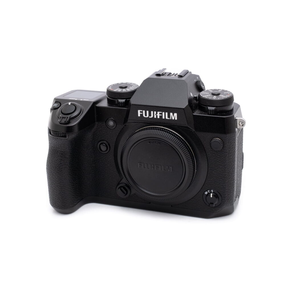 fuji_x-h1-1 Fujifilm X-H1 (SC 20900, sis.ALV24%)- Käytetty