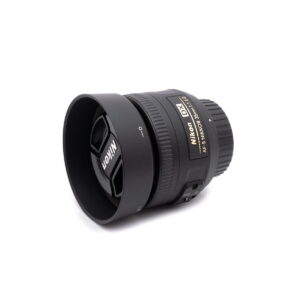 nikon_35-1 Nikon AF-S Nikkor 35mm f/1.8 G DX - Käytetty