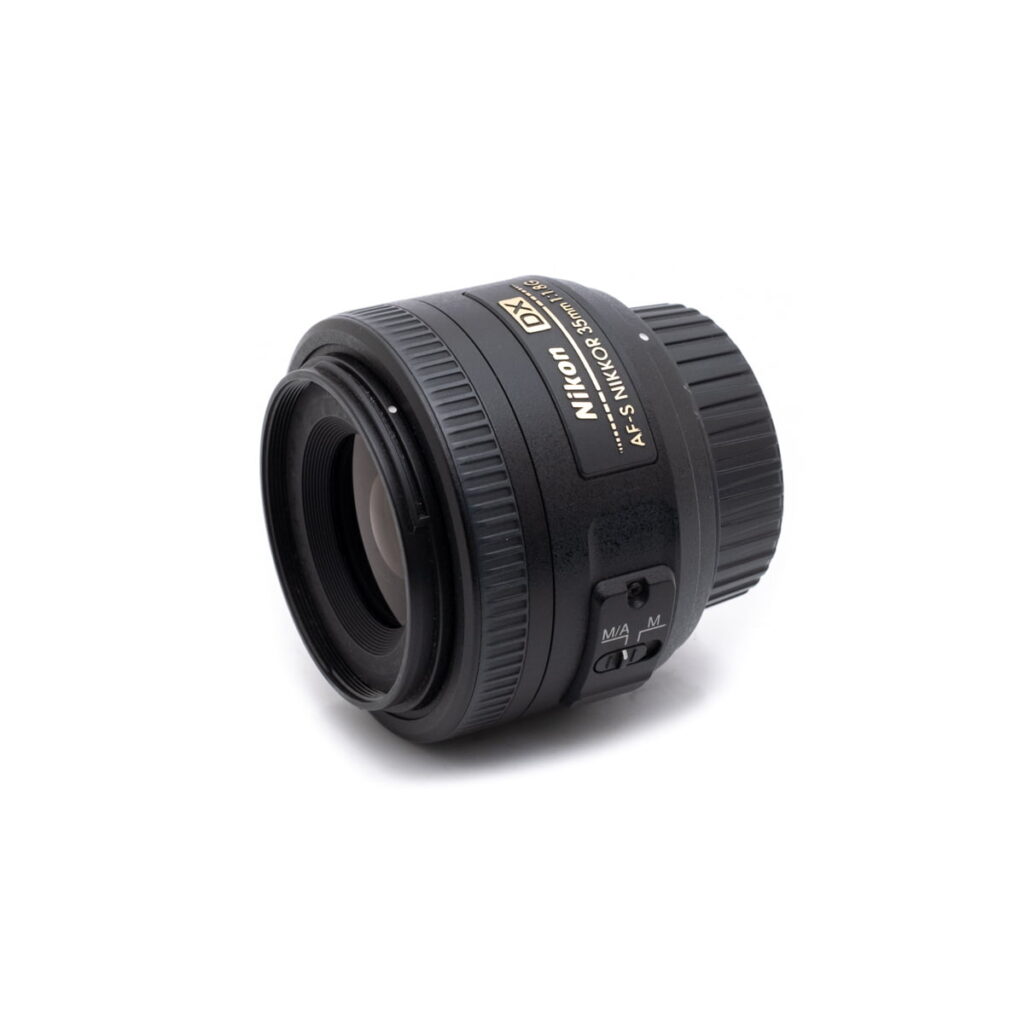 nikon_35-2 Nikon AF-S Nikkor 35mm f/1.8 G DX - Käytetty