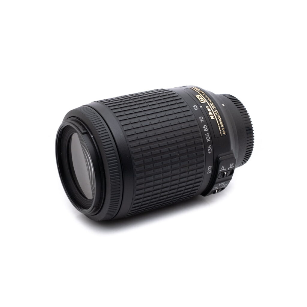 nikon_55-200-2 Nikon AF-S DX Nikkor 55-200mm f/4 - 5.6 G ED VR - Käytetty