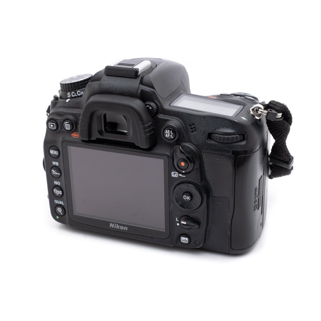 nikon_d7000-3 Nikon D7000 (SC 30300) - Käytetty