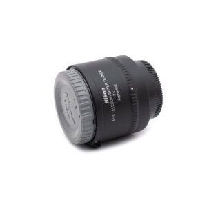 Nikon AF-S Teleconverter TC-20E III - Käytetty