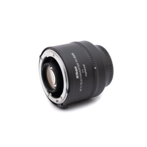 Nikon AF-S Teleconverter TC-20E III - Käytetty
