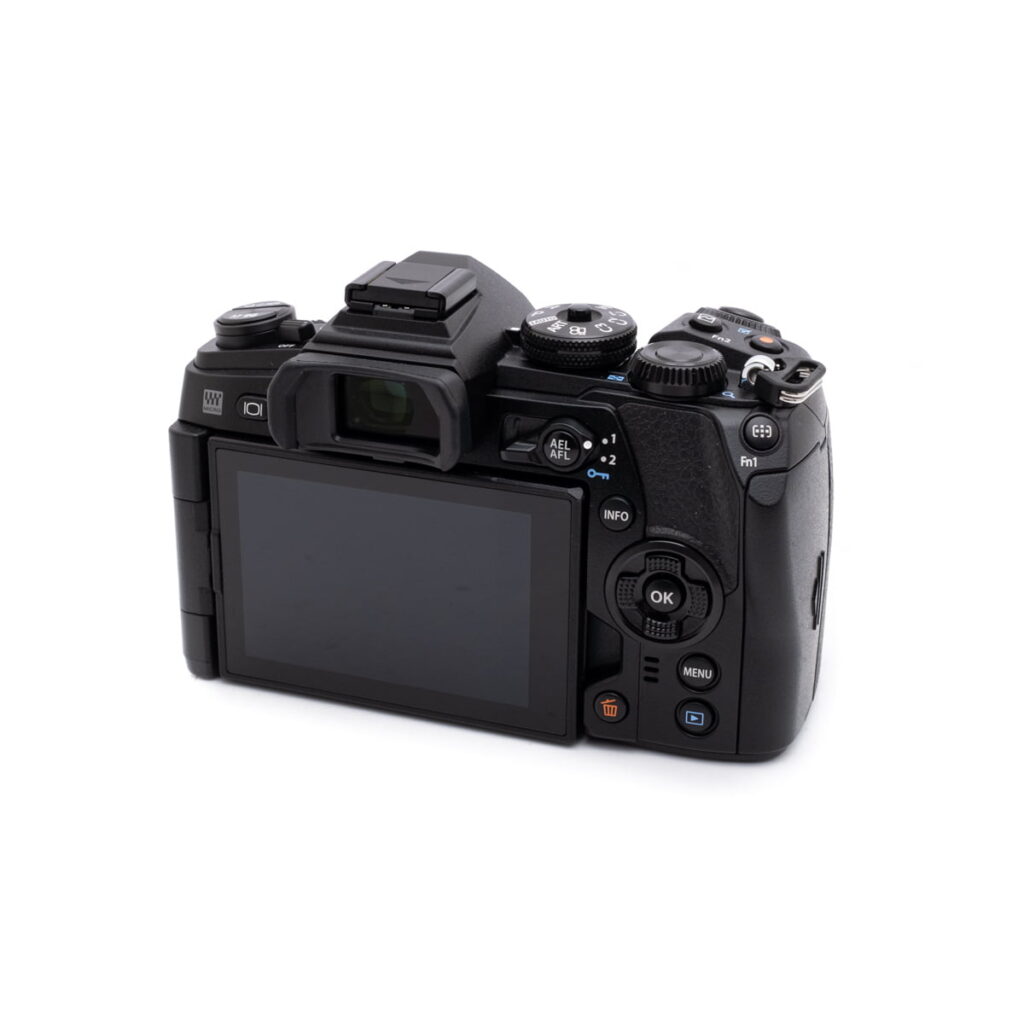 olympus_em1ii-3 Olympus OM-D E-M1 Mark II (SC 1700, Kunto 5) - Käytetty