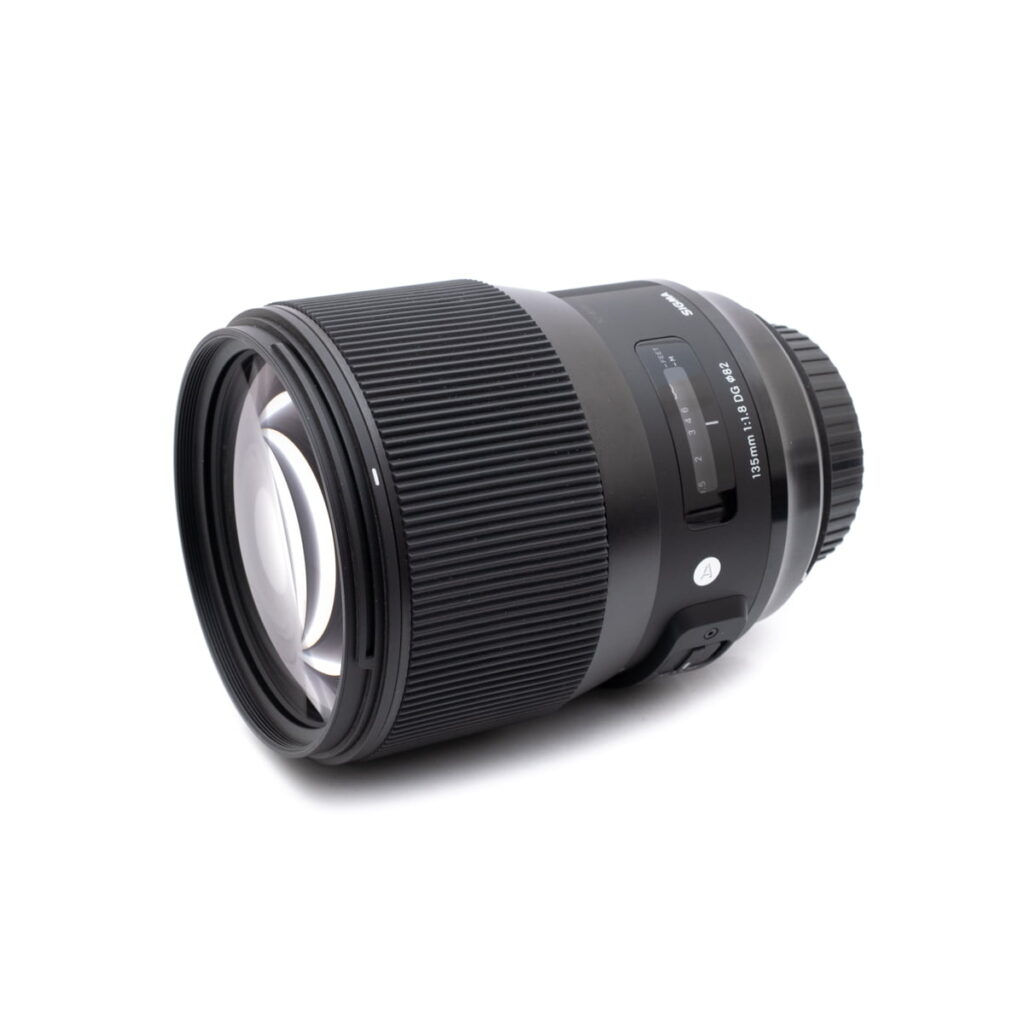 Sigma Art 135mm f/1.8 DG Canon EF - Käytetty