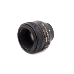 nikon_50-2 Nikon AF-S Nikkor 50mm f/1.8 G - Käytetty