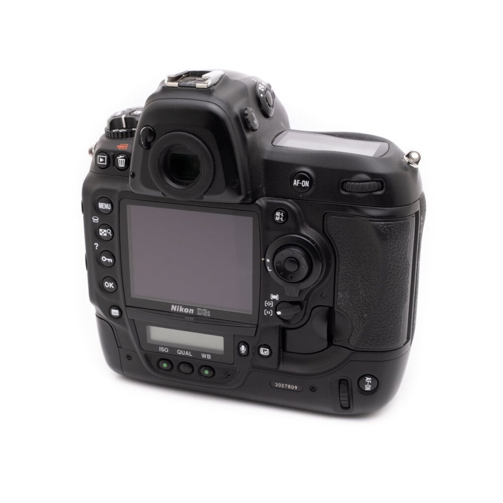 nikon_d3s-3 Nikon D3s (SC 70800) - Käytetty