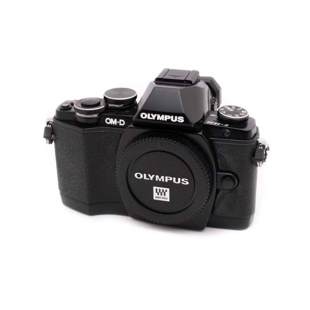 olympus_em10-1 Olympus OM-D E-M10 (SC 8300) - Käytetty