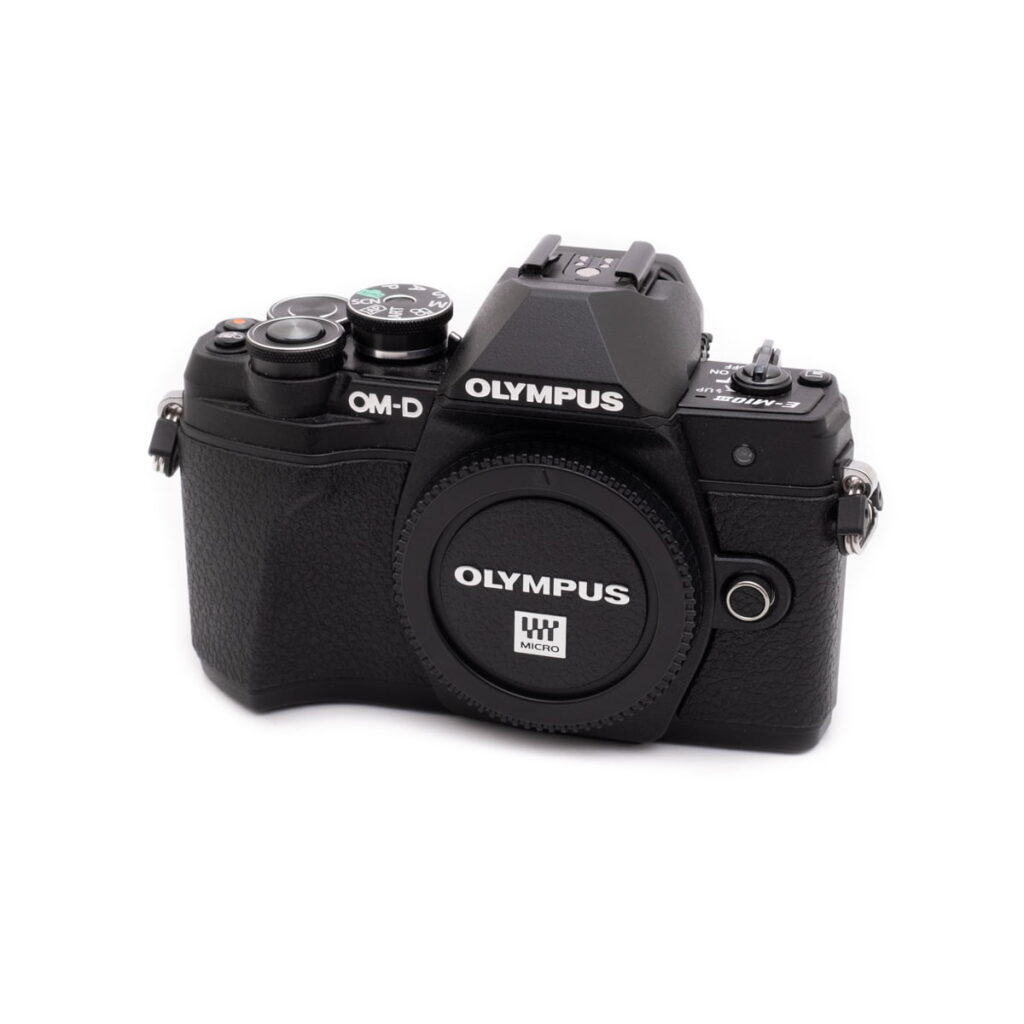 olympus_em10iii-1 Olympus OM-D E-M10 Mark III (SC 2050, Kunto K4.5) - Käytetty