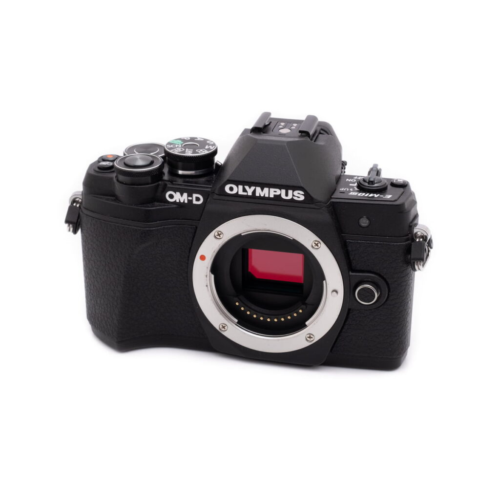 olympus_em10iii-2 Olympus OM-D E-M10 Mark III (SC 2050, Kunto K4.5) - Käytetty